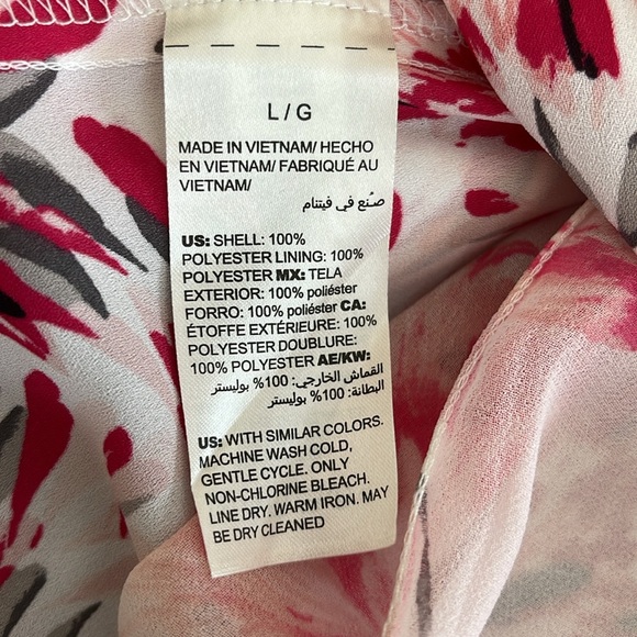 White House Black Market. Size L. Tank top. Reversible. Great condition! - Picture 8 of 12